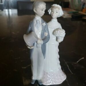 Lladro Porcelain Figurine from Spain WEDDING #4808 Mint Retired